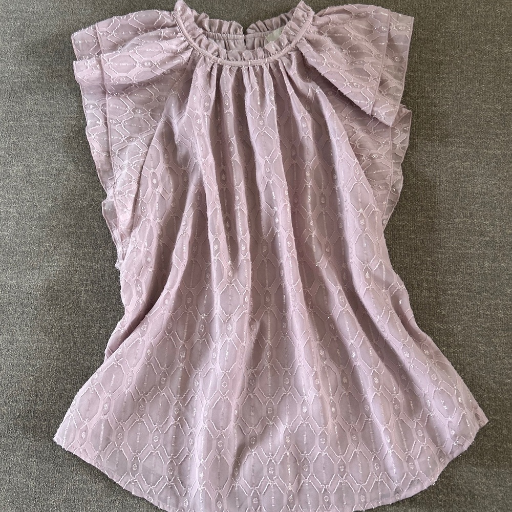 🌻Beautiful Lavender Flutter Sleeve Fancy Top